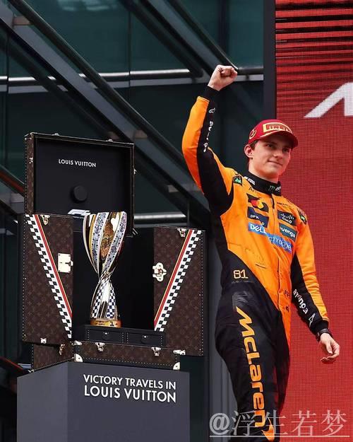 斯科特·布拉什荣膺浪琴大奖赛冠军 斯科特·布拉什荣膺浪琴大奖赛冠军