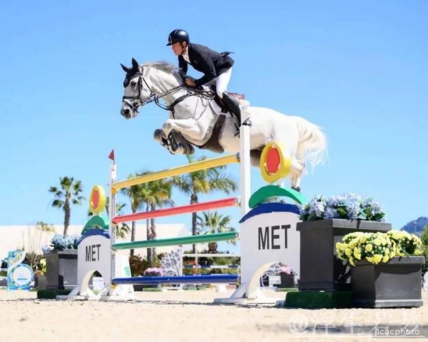 斯科特·布拉什荣膺浪琴大奖赛冠军 斯科特·布拉什荣膺浪琴大奖赛冠军