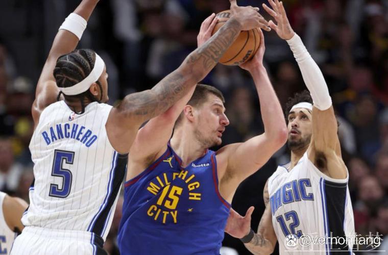 魔术客场击败马刺 令对手遭遇五连败